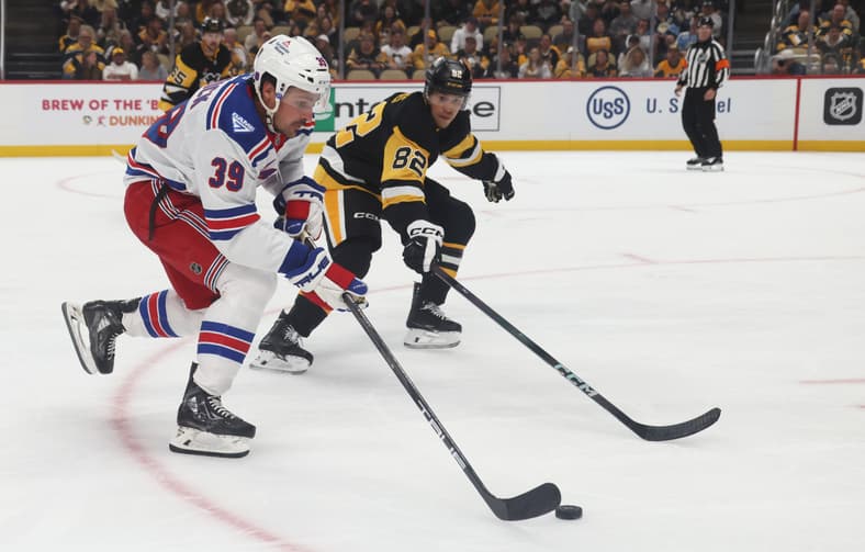 NHL: New York Rangers at Pittsburgh Penguins