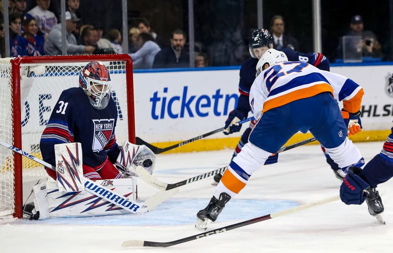 NHL: New York Islanders at New York Rangers