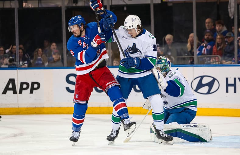 NHL: Vancouver Canucks at New York Rangers