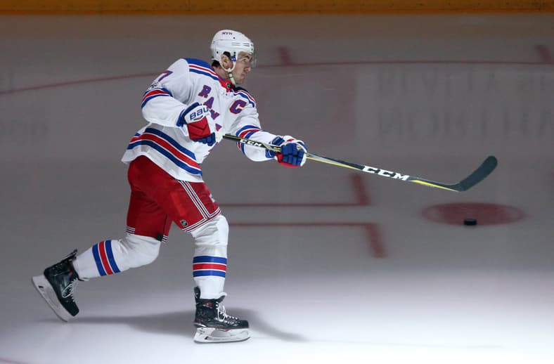 NHL: New York Rangers at Pittsburgh Penguins