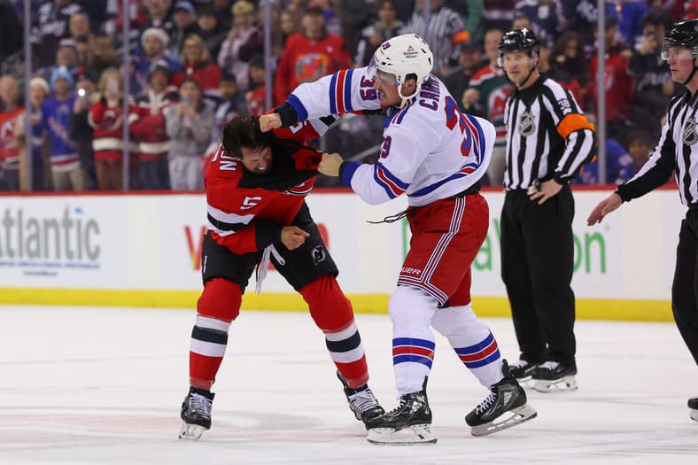 NHL: New York Rangers at New Jersey Devils