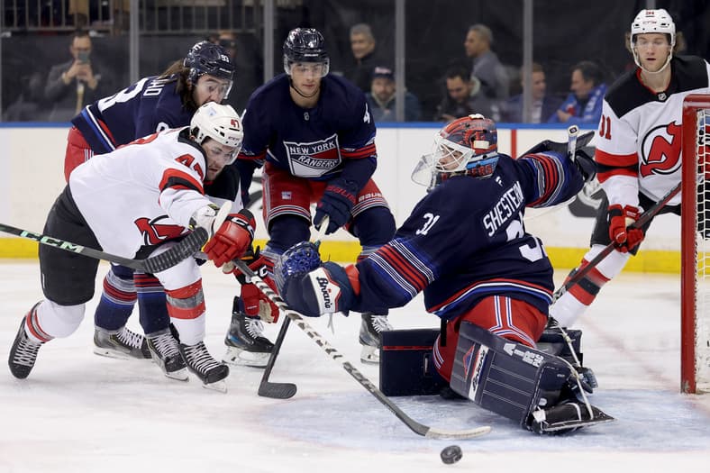NHL: New Jersey Devils at New York Rangers