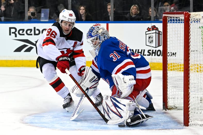 NHL: New Jersey Devils at New York Rangers