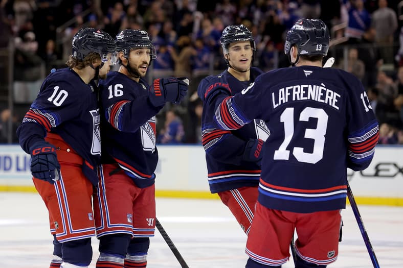 NHL: Pittsburgh Penguins at New York Rangers