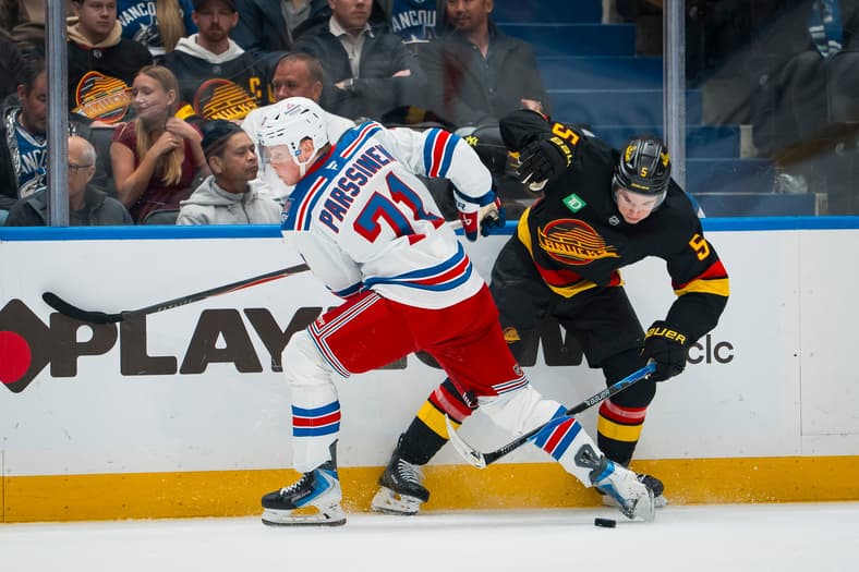 NHL: New York Rangers at Vancouver Canucks