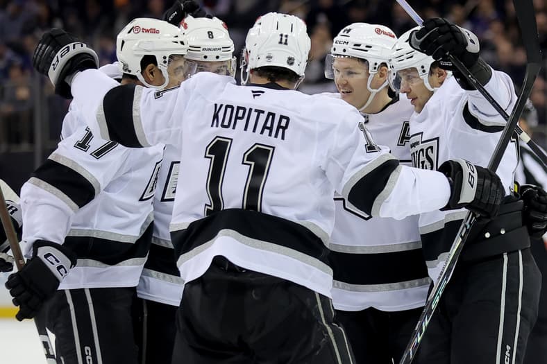 NHL: Los Angeles Kings at New York Rangers