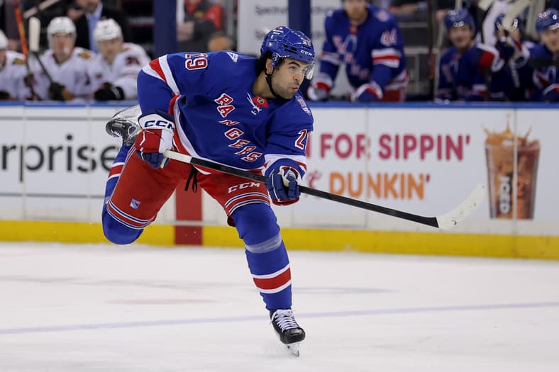 NHL: Chicago Blackhawks at New York Rangers