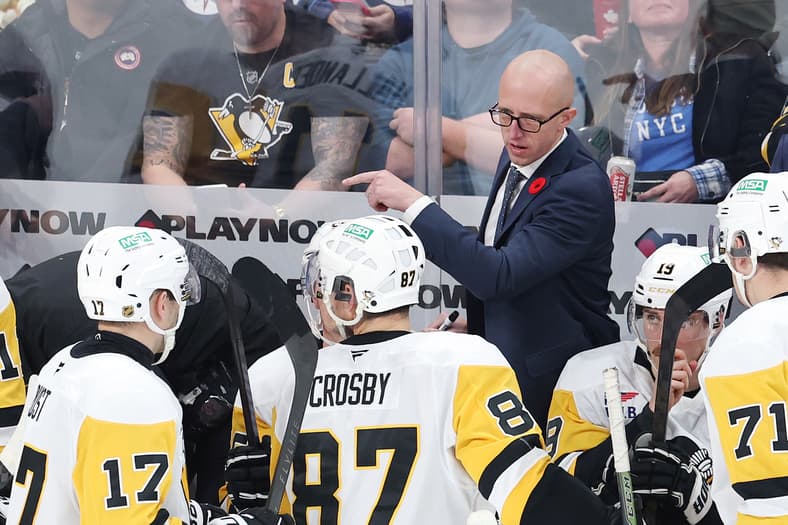 NHL: Pittsburgh Penguins at Winnipeg Jets
