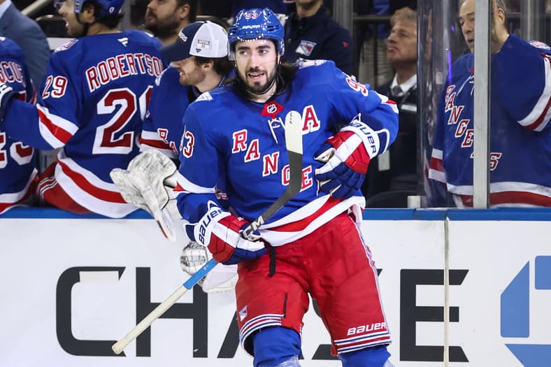 NHL: New Jersey Devils at New York Rangers
