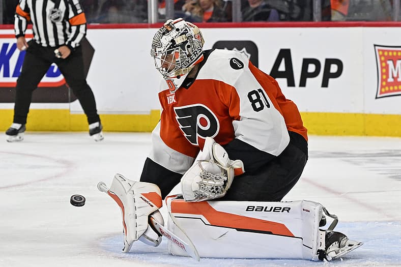 NHL: Stanley Cup Playoffs-Carolina Hurricanes at Philadelphia Flyers