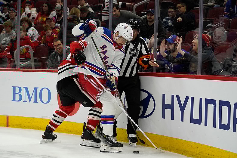 NHL: New York Rangers at Chicago Blackhawks