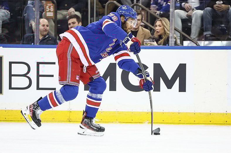 NHL: Toronto Maple Leafs at New York Rangers