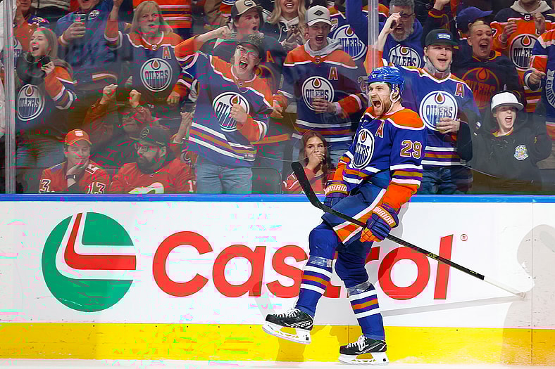 NHL: Calgary Flames at Edmonton Oilers