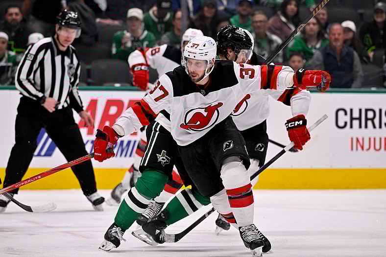 NHL: New Jersey Devils at Dallas Stars