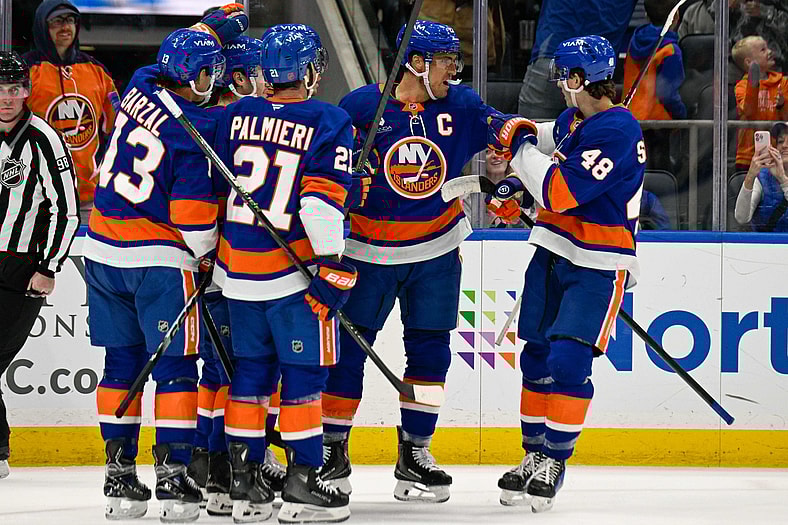 NHL: Columbus Blue Jackets at New York Islanders
