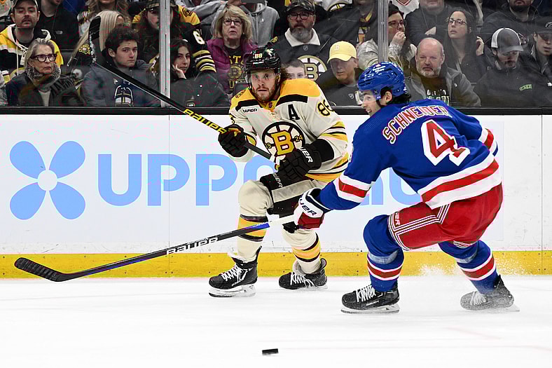 NHL: New York Rangers at Boston Bruins