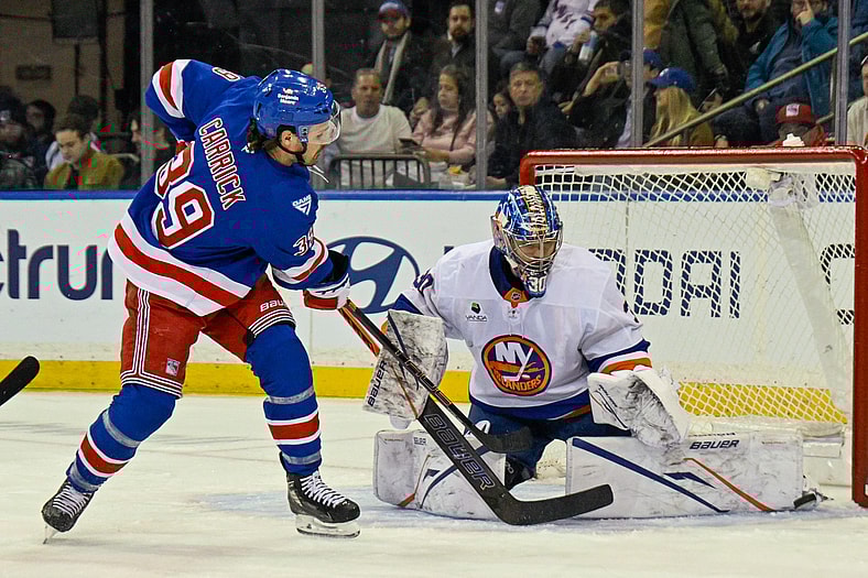 NHL: New York Islanders at New York Rangers