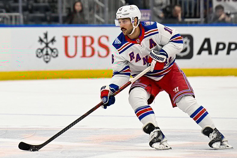 NHL: New York Rangers at New York Islanders