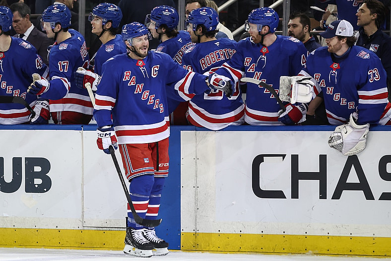 NHL: New Jersey Devils at New York Rangers