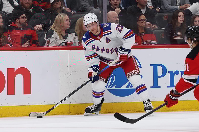 NHL: New York Rangers at New Jersey Devils