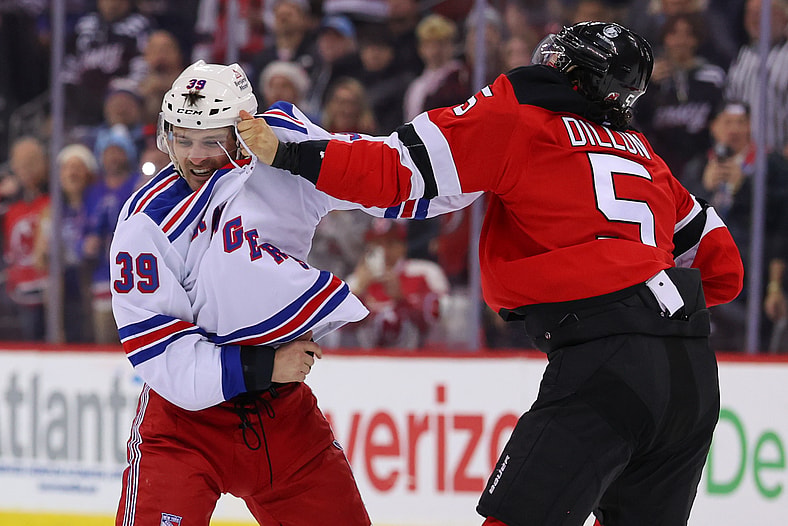 NHL: New York Rangers at New Jersey Devils