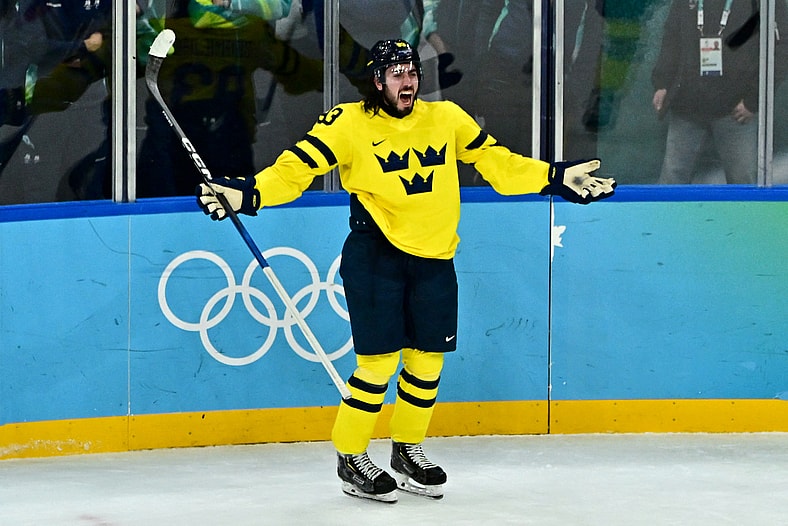 Olympics: Ice Hockey-Men Quarterfinal- USA-SWE