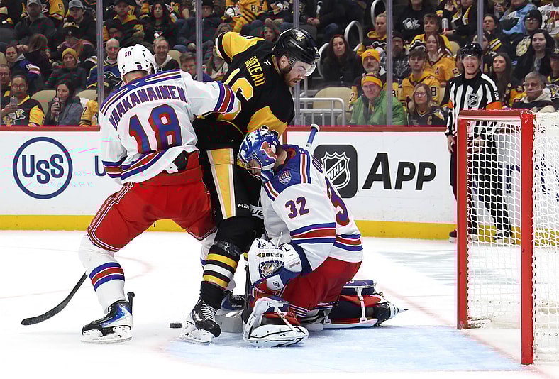 NHL: New York Rangers at Pittsburgh Penguins