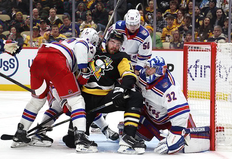 NHL: New York Rangers at Pittsburgh Penguins