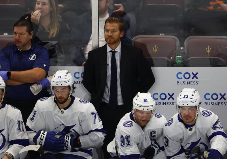 NHL: Tampa Bay Lightning at Arizona Coyotes