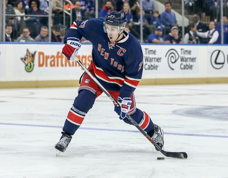 NHL: Toronto Maple Leafs at New York Rangers