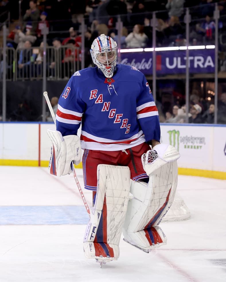NHL: Chicago Blackhawks at New York Rangers