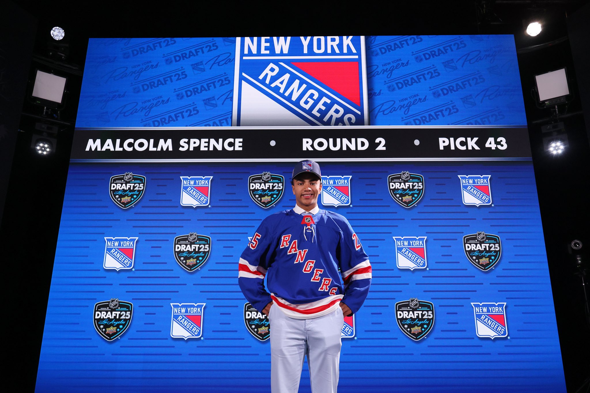 Rangers prospect Spence helps Michigan land No. 1 seed in NCAA Tournament