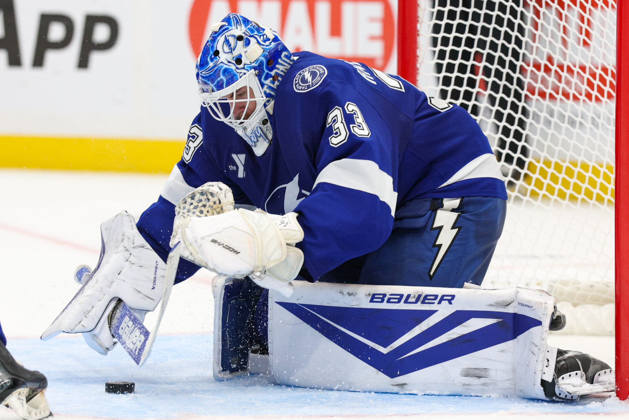 Ex-Rangers goalie drafted before Shesterkin recalled again by Lightning