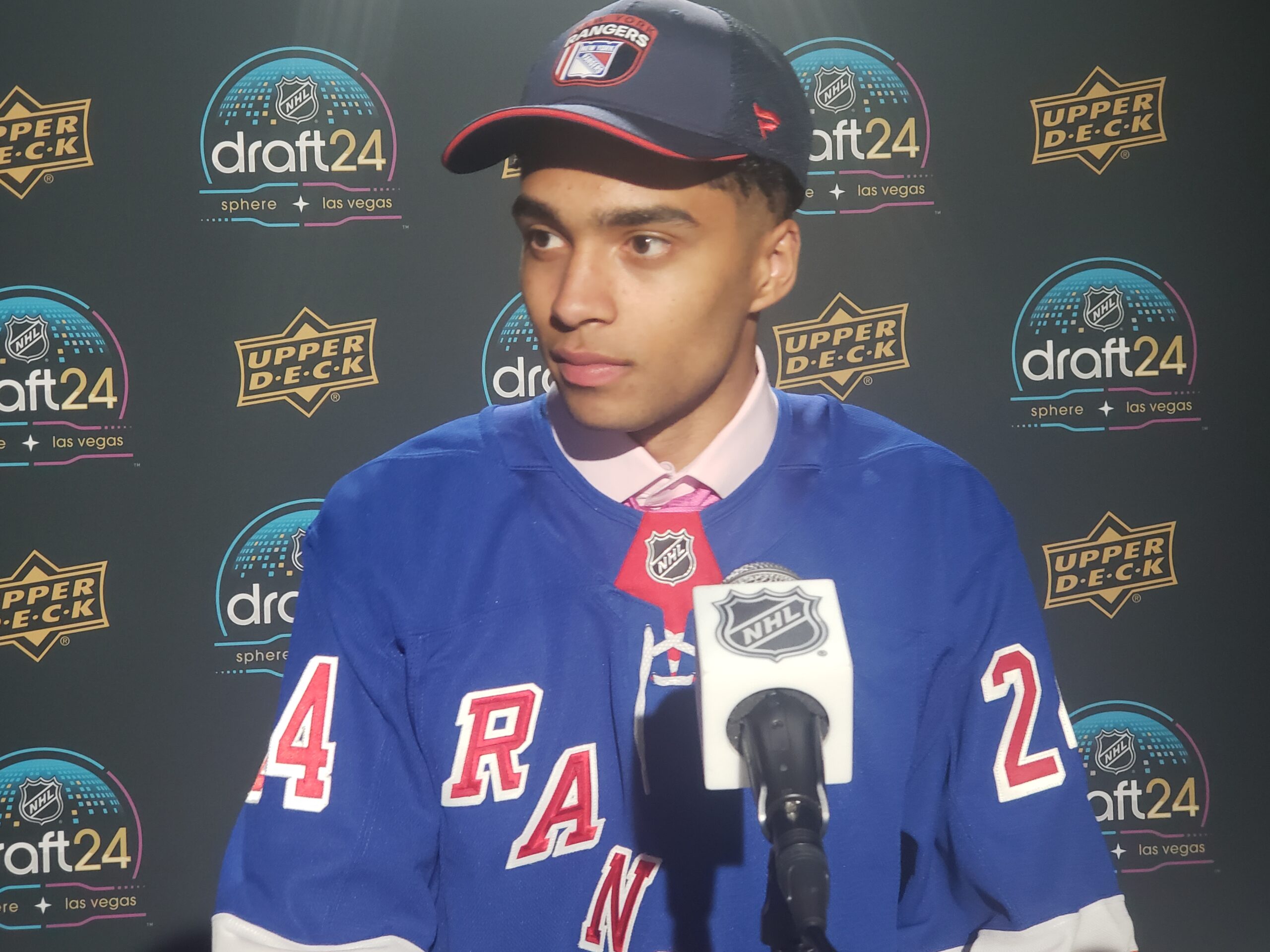 Rangers Daily: Top prospects Emery, Spence to play in NCAA Frozen Four
