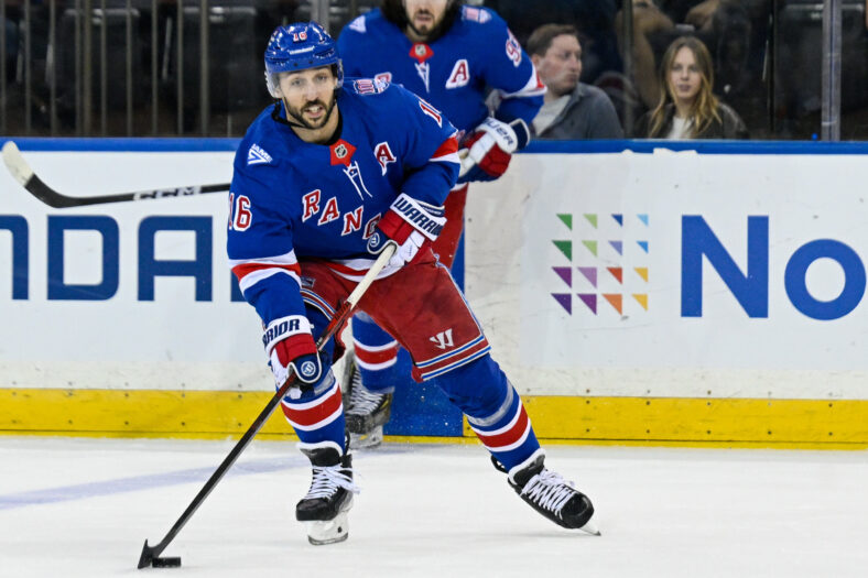 NHL: Calgary Flames at New York Rangers