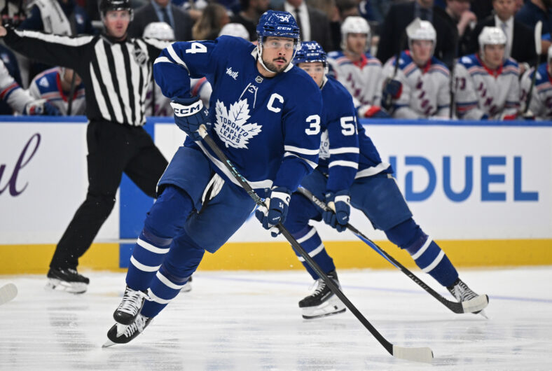 NHL: New York Rangers at Toronto Maple Leafs