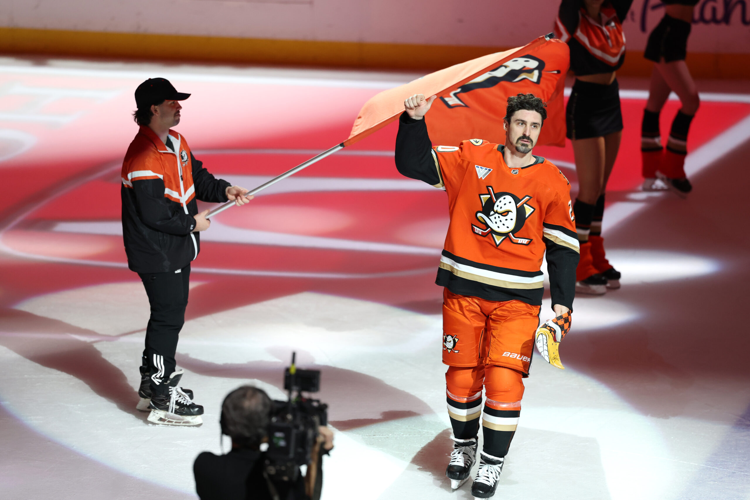How former Rangers star helped put Ducks playoff party on hold amid 7-year drought